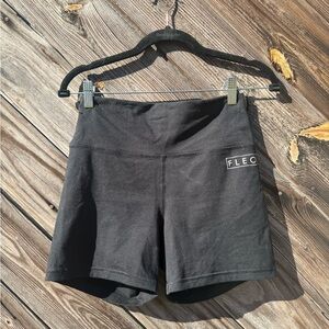 FLEO Women's Black Shorts